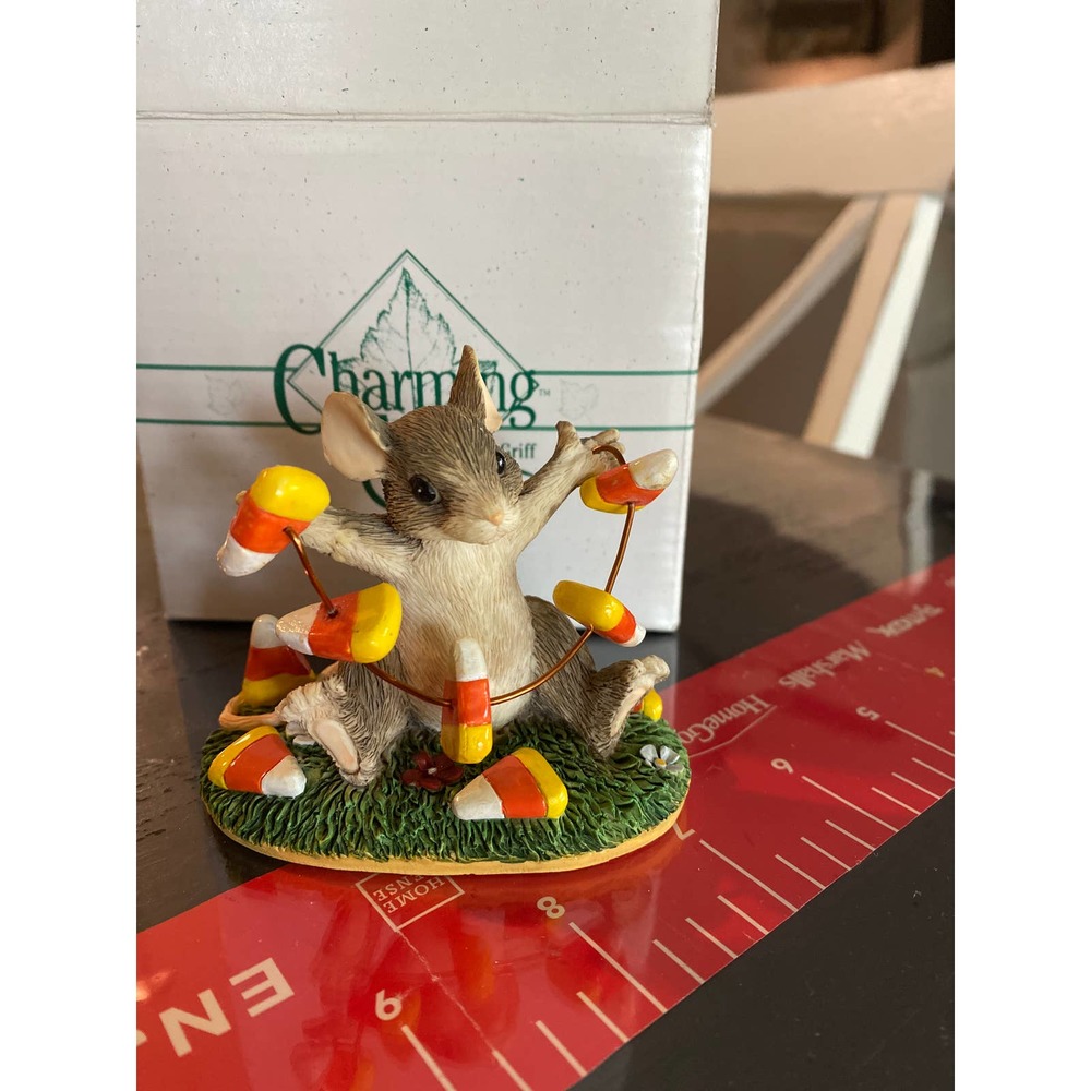Look No Hands! Silvestri Figurine Charming Tails Fitz & Floyd in Box #87428